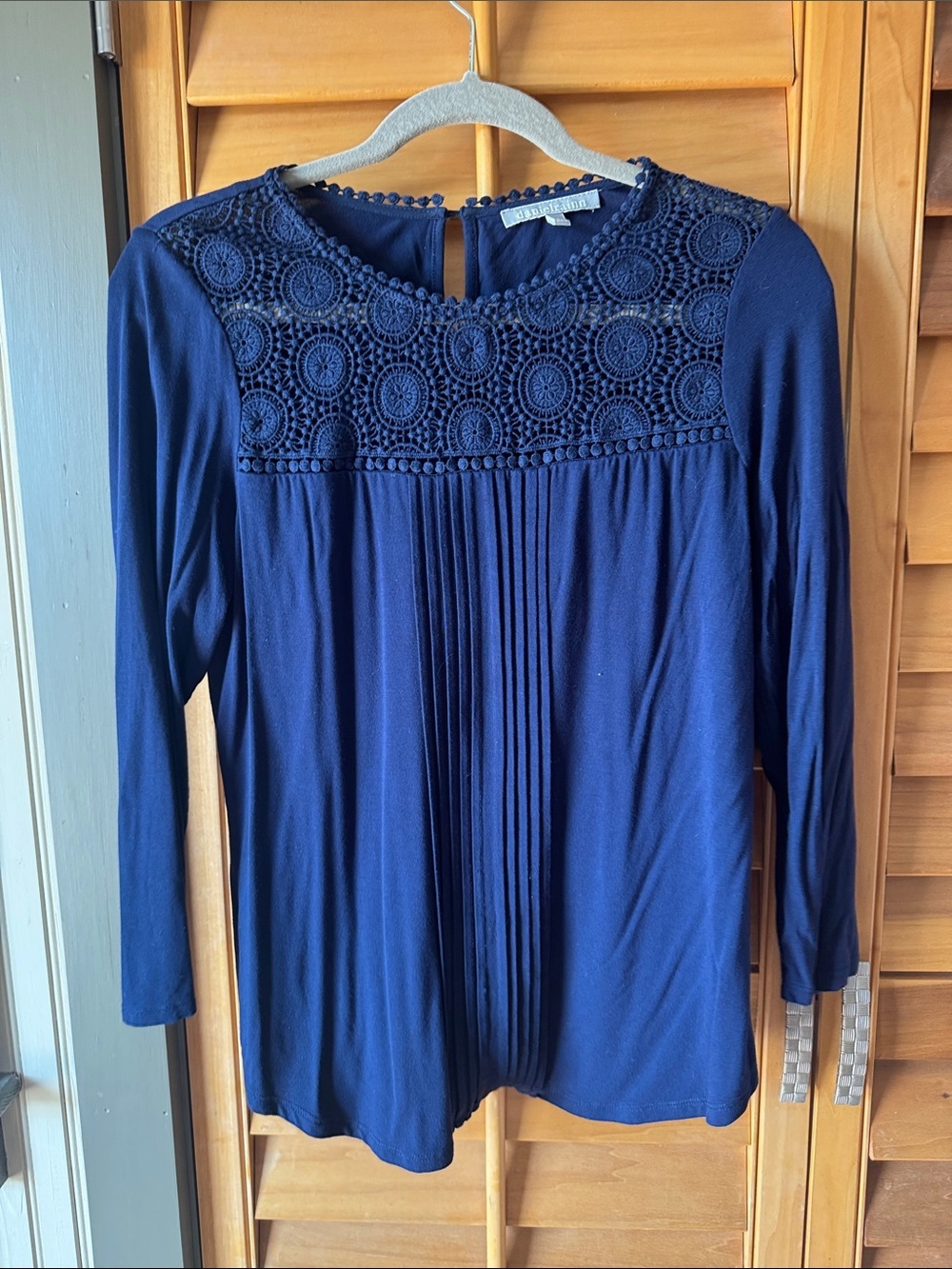 Daniel Rainn Navy Crochet Yoke Long Sleeve Blouse size 8